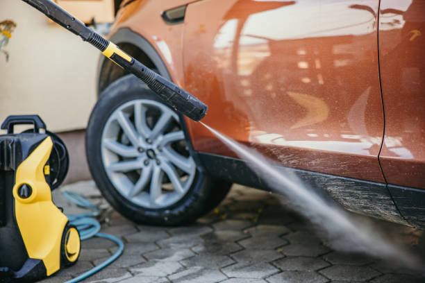 Garage Pressure Washing in Inver Grove Heights, MN